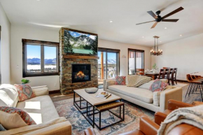 New Waterside Luxury Villa 8B I Hot Tub I Great Views I Best Price I Free Adventures Daily